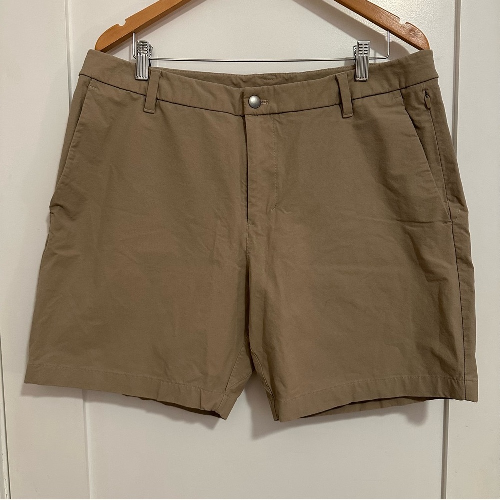 Lululemon 7” Commission Shorts